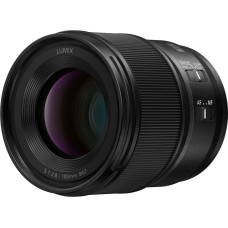 Panasonic Lumix S 100mm f/2.8 Macro lens