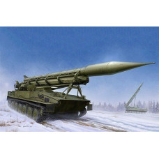 Trumpeter Model plastikowy Wyrzutnia 2P16 z pociskiem 2k6 Luna